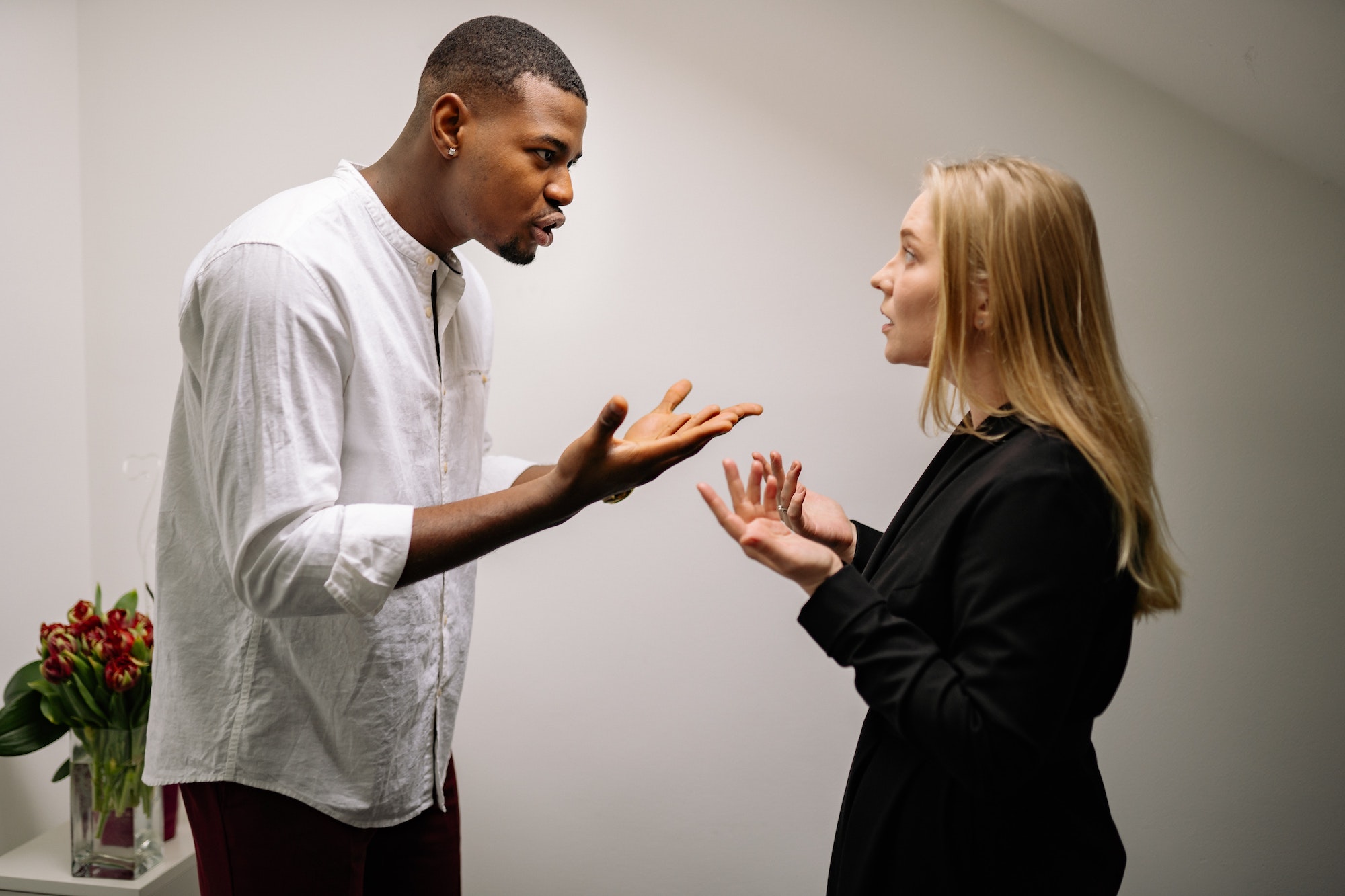 Read more about the article How to Turn Verbal Attacks Into Problem-Solving Dialogue